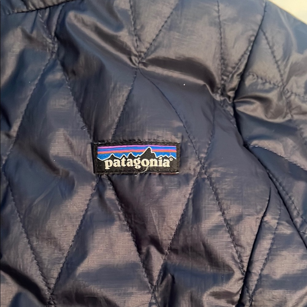 Patagonia Girl’s Navy Jacket - Picture 2 of 4